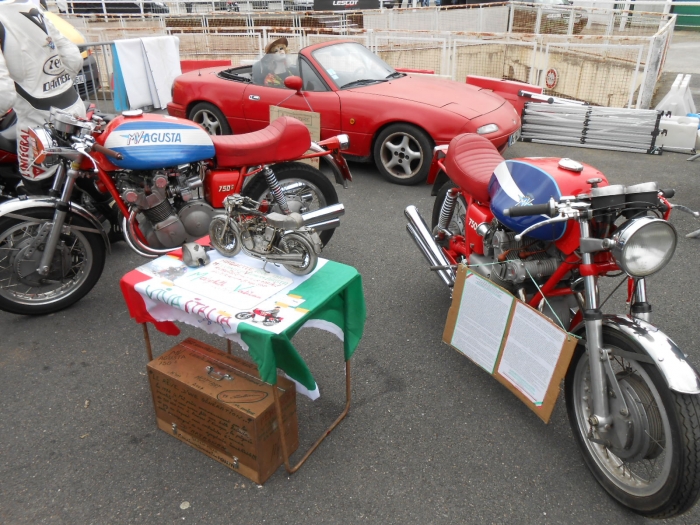 Cafe racer Montlhery Paris France motorcycle tour -